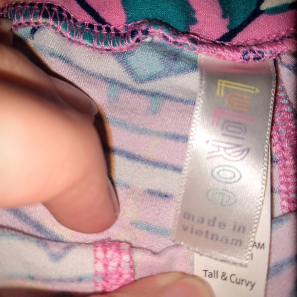 💞 Comfy & bright- Tall & Curvy patterned pink & teal - Picture 6 of 7